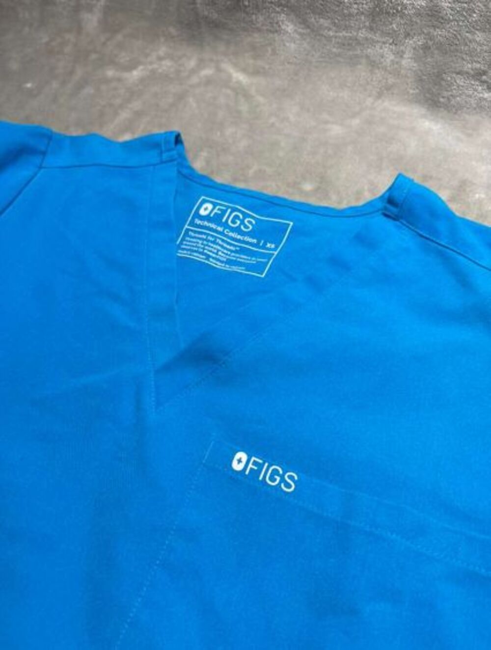 Figs V-Neck Scrub Top Women's XS Blue Short Sleeve Technical Collection
